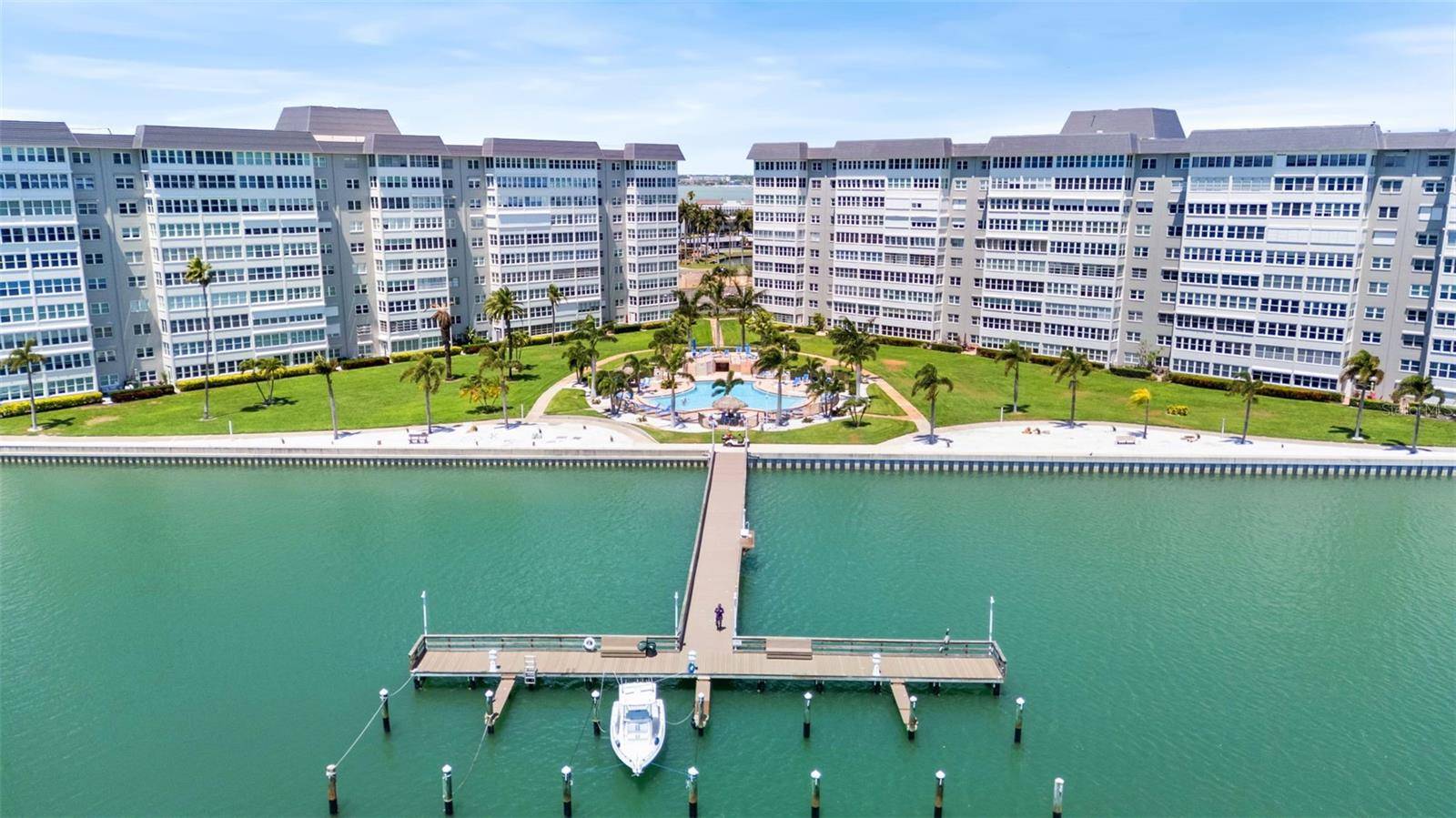 5130 BRITTANY DR S #505, St Petersburg, FL 33715