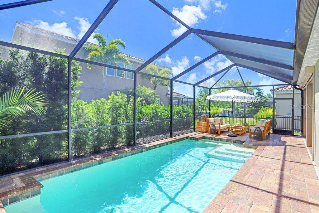 2807 ORIOLE DR, Sarasota, FL 34243