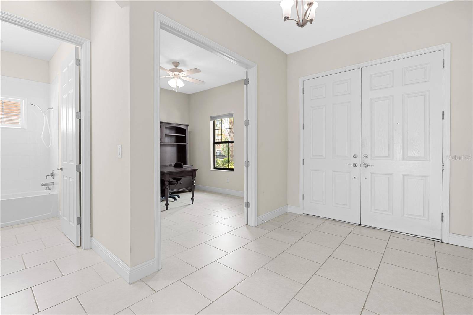 13830 MOONSTONE CANYON DR, Riverview, FL 33579