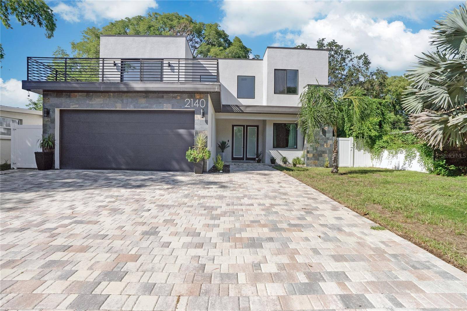 2140 CATALINA DR, Clearwater, FL 33764