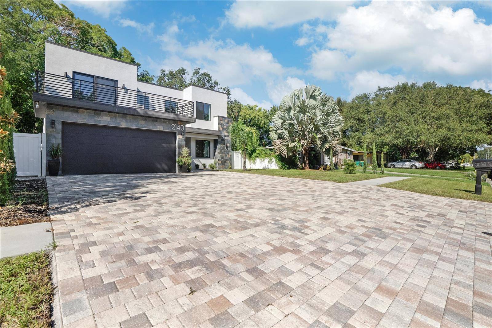 2140 CATALINA DR, Clearwater, FL 33764