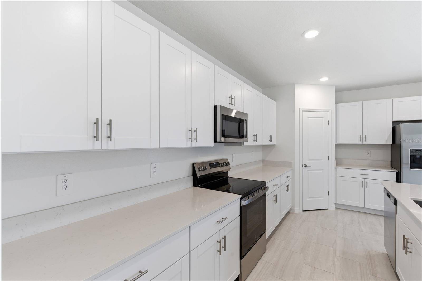9947 ALLENDALE ST, Wesley Chapel, FL 33545