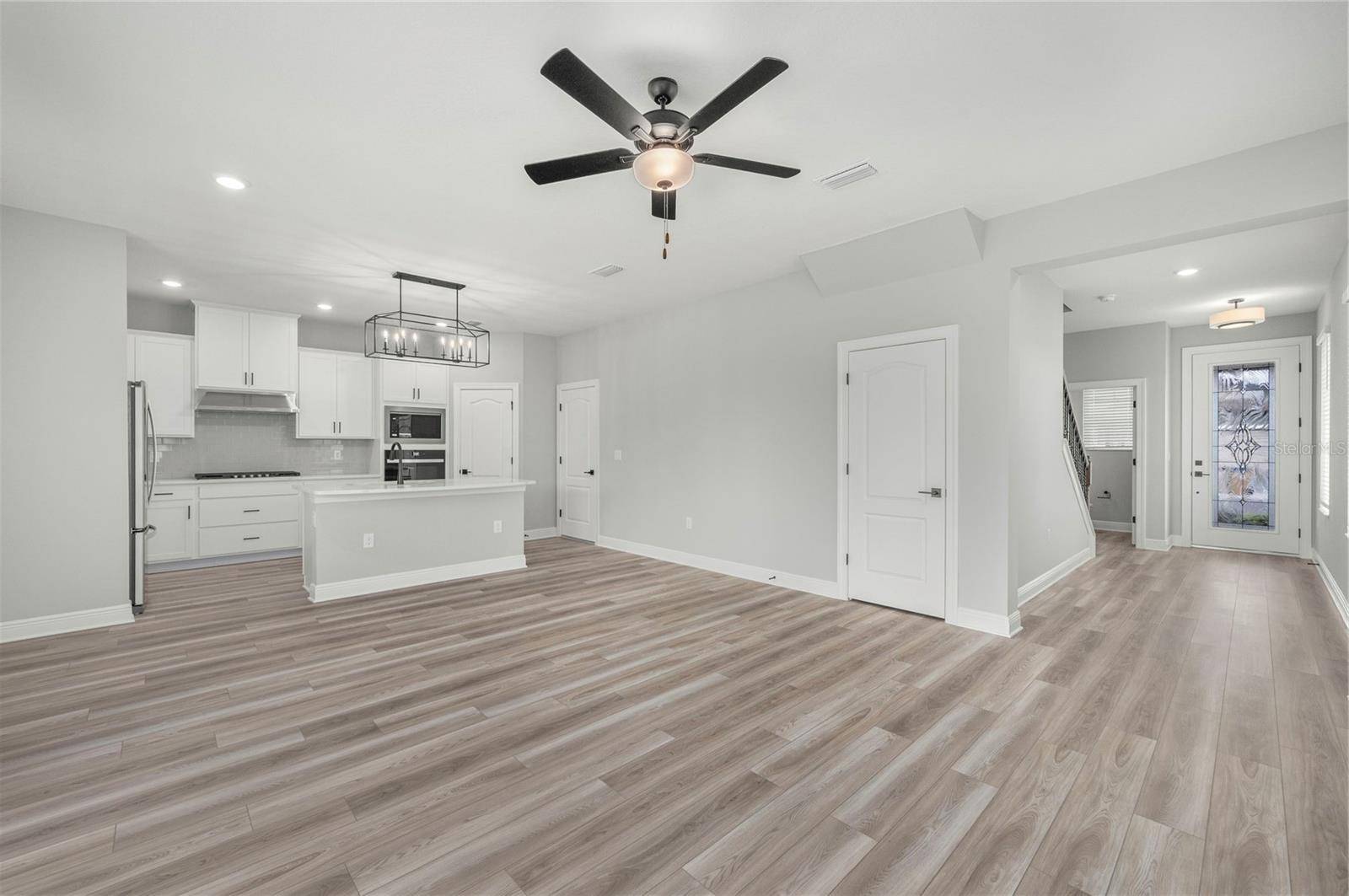 7883 SOMERSWORTH DR, Kissimmee, FL 34747