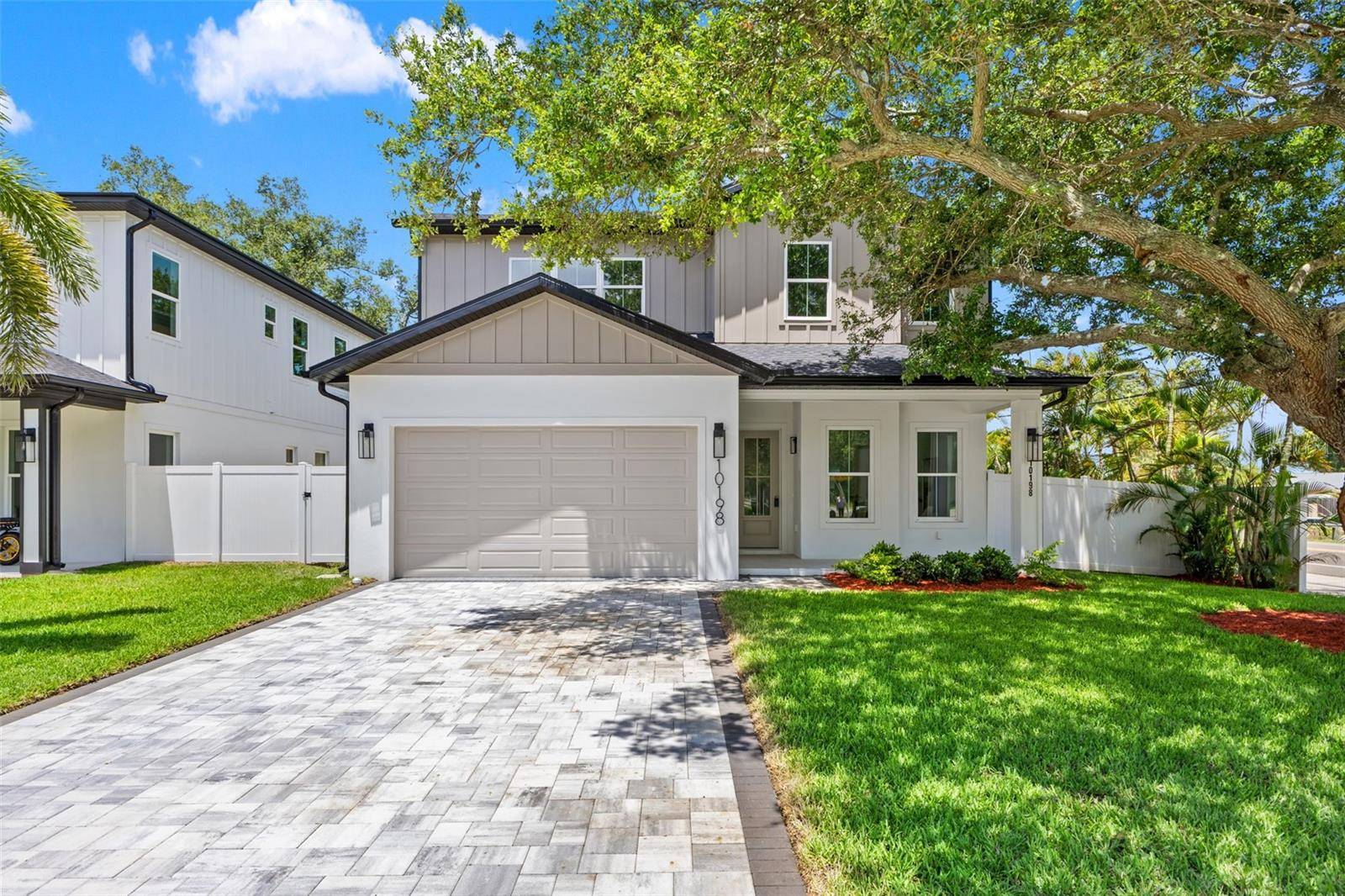 10198 HODSON PL, Seminole, FL 33776