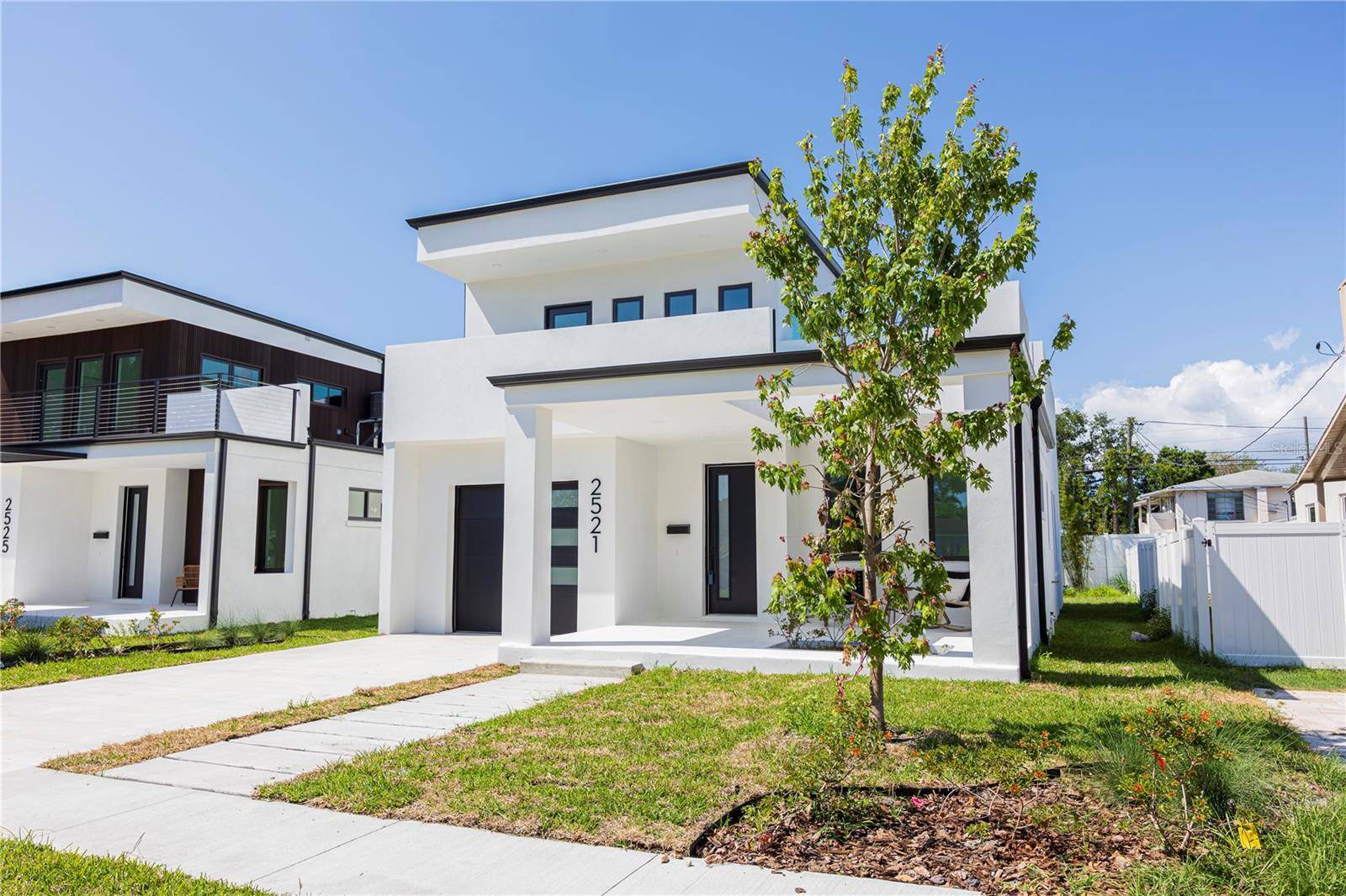 2521 18TH AVE N, St Petersburg, FL 33713