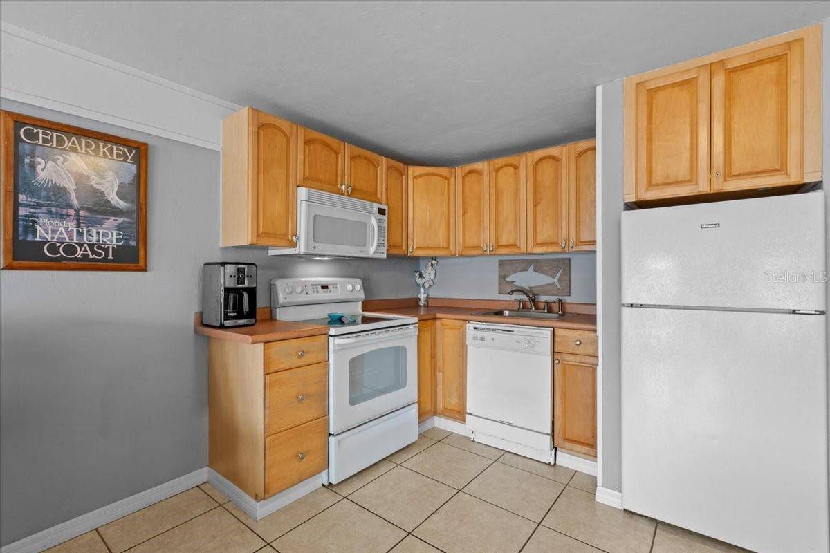 82 2ND ST #D5, Cedar Key, FL 32625