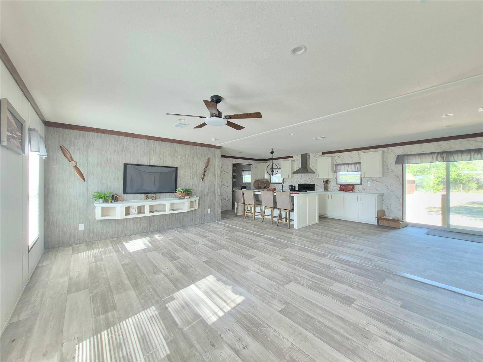 8128 WEEPING WILLOW ST, Brooksville, FL 34613
