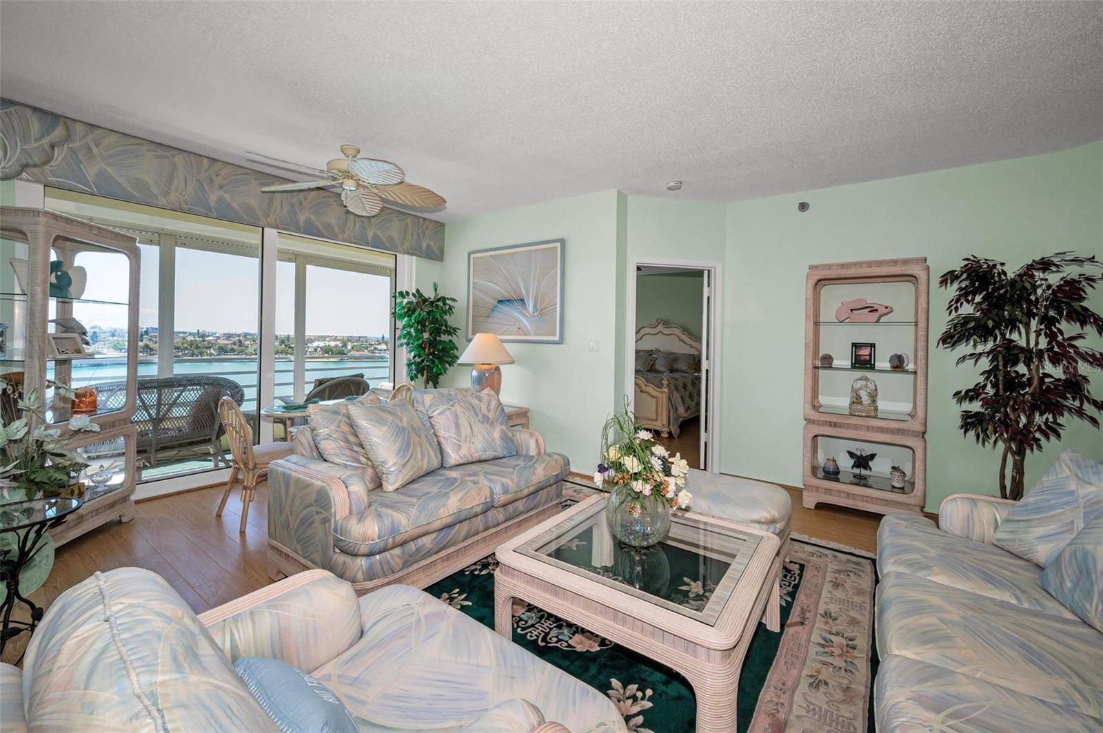 7882 SAILBOAT KEY BLVD S #605, South Pasadena, FL 33707