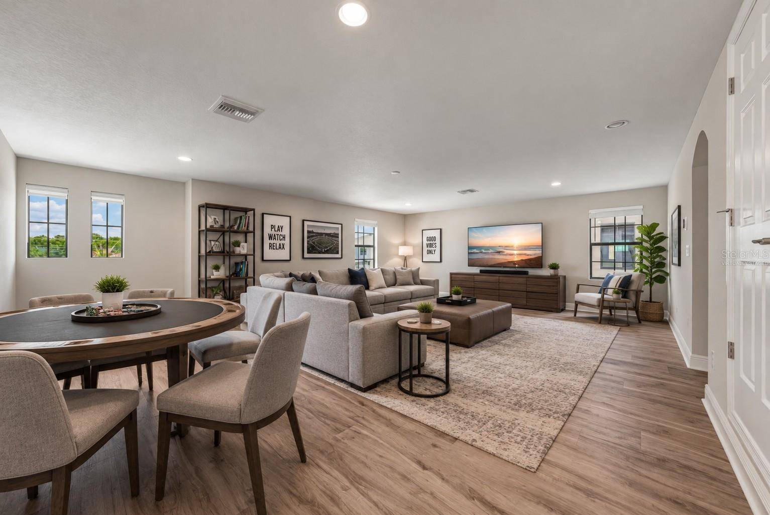 14633 RED CASTLE AVE, Lithia, FL 33547