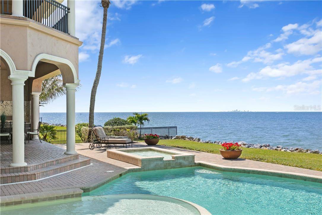 6308 MARBELLA BLVD, Apollo Beach, FL 33572