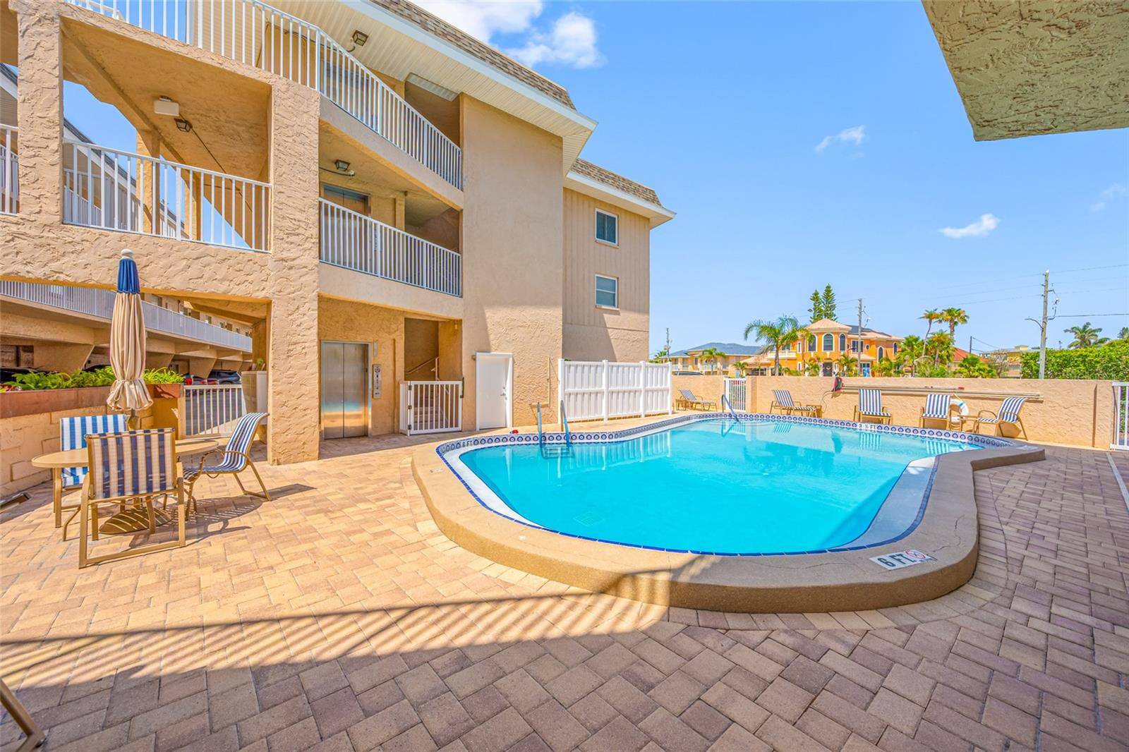 3100 GULF BLVD #132, Belleair Beach, FL 33786