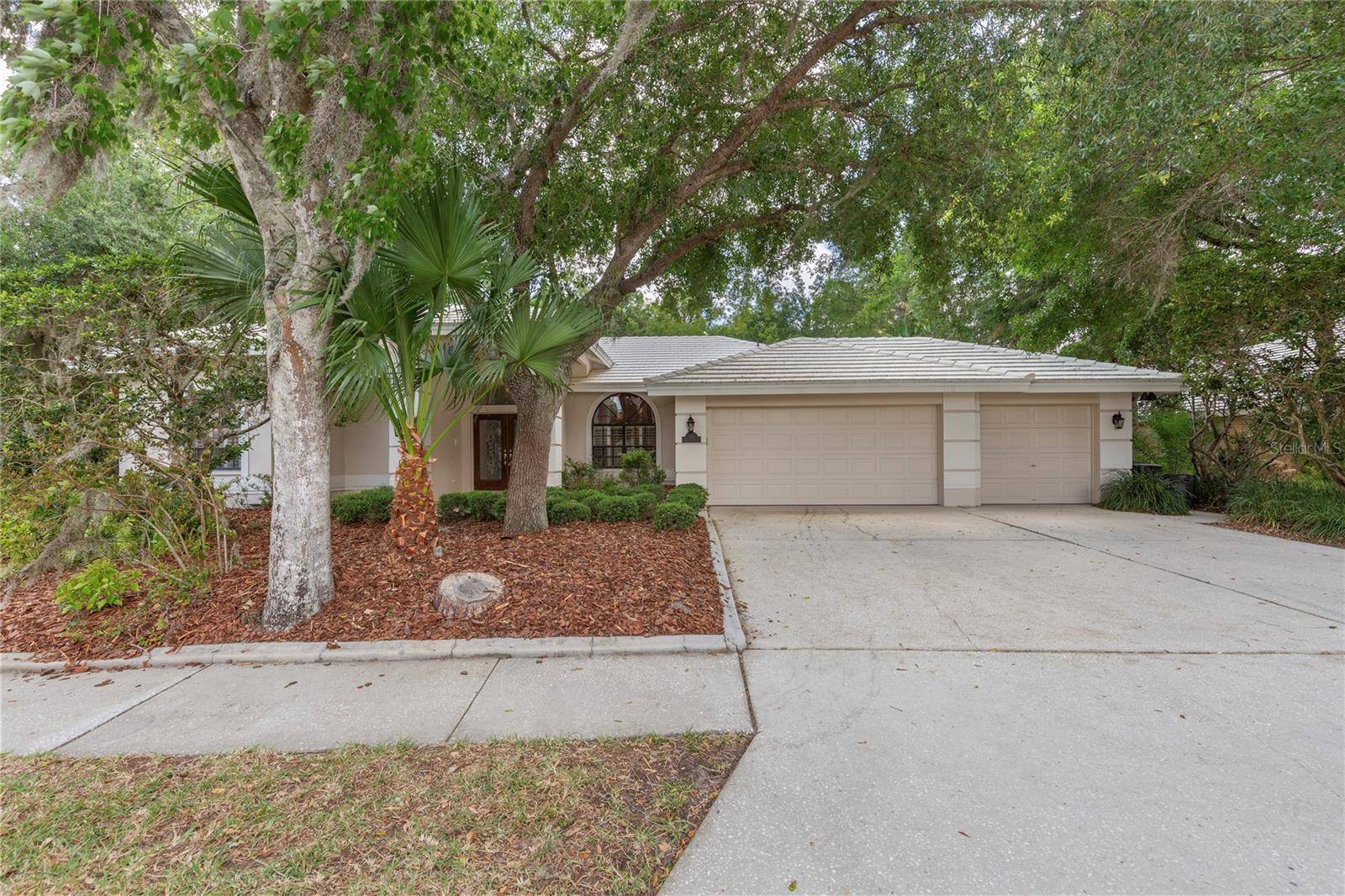 50 KELLEYS TRL, Oldsmar, FL 34677