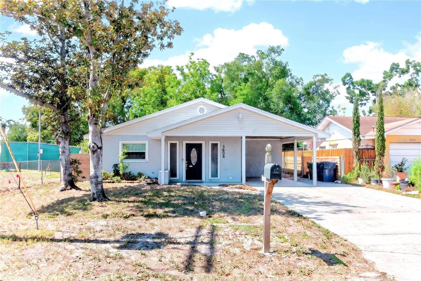3608 W CARMEN ST, Tampa, FL 33609