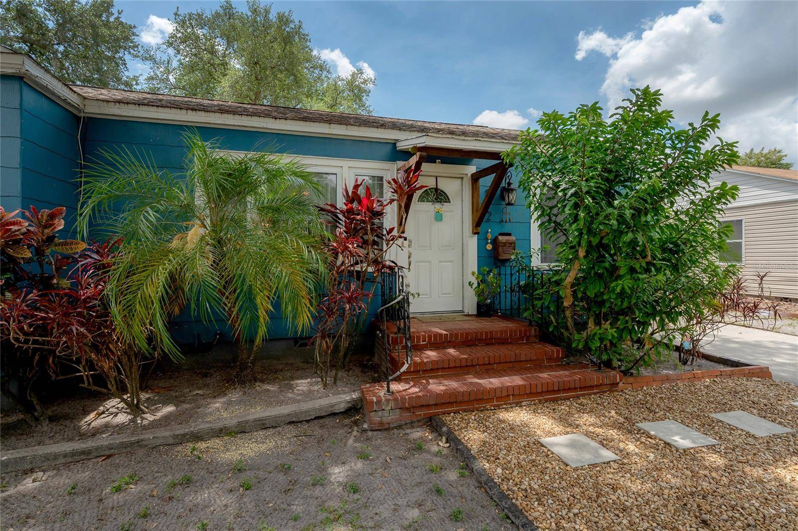 912 CORNELIUS AVE, Tampa, FL 33603