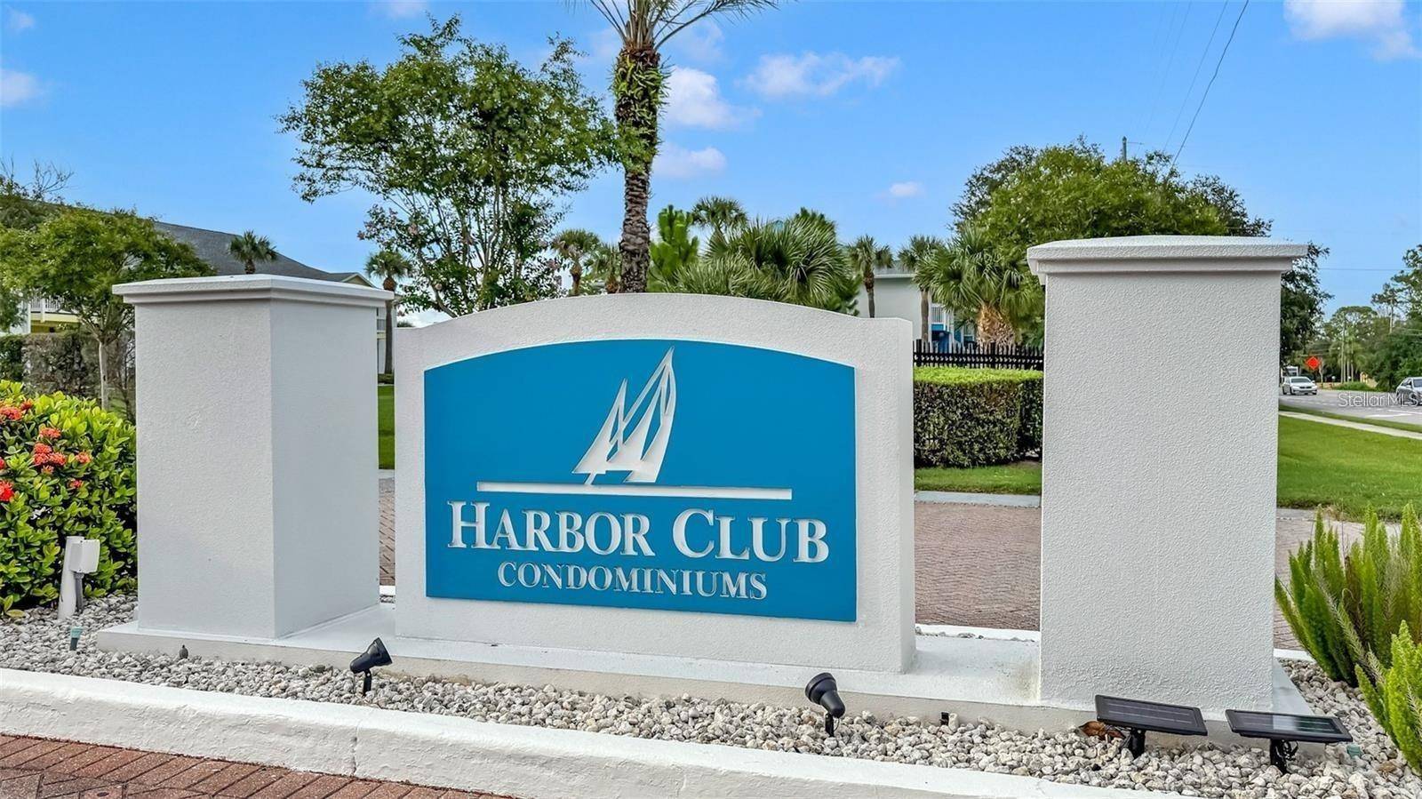 455 ALT 19 S #12, Palm Harbor, FL 34683