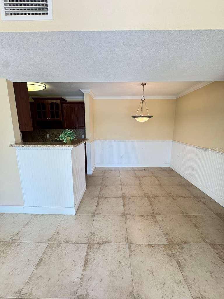 455 ALT 19 S #12, Palm Harbor, FL 34683
