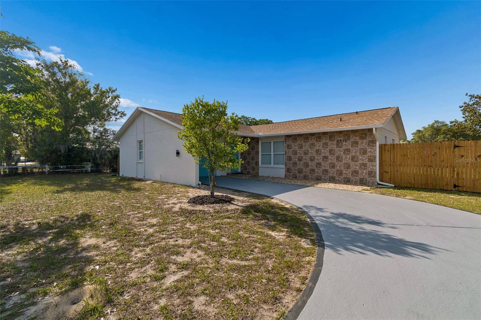 9015 FOREST OAKS BLVD, Spring Hill, FL 34606