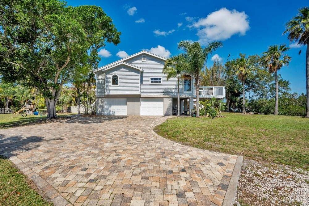 3858 SHORE BLVD, Oldsmar, FL 34677