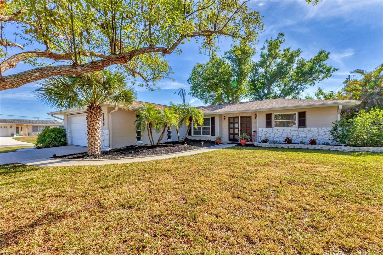 448 REDWOOD RD, Venice, FL 34293
