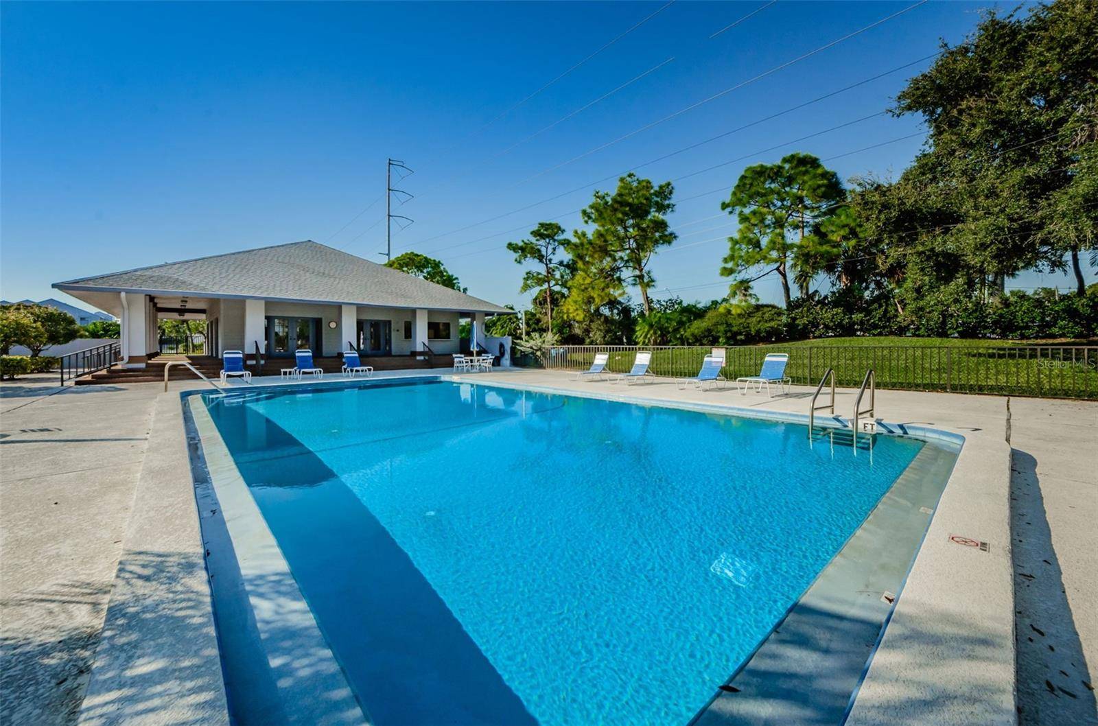 9150 PARK BLVD #6, Seminole, FL 33777