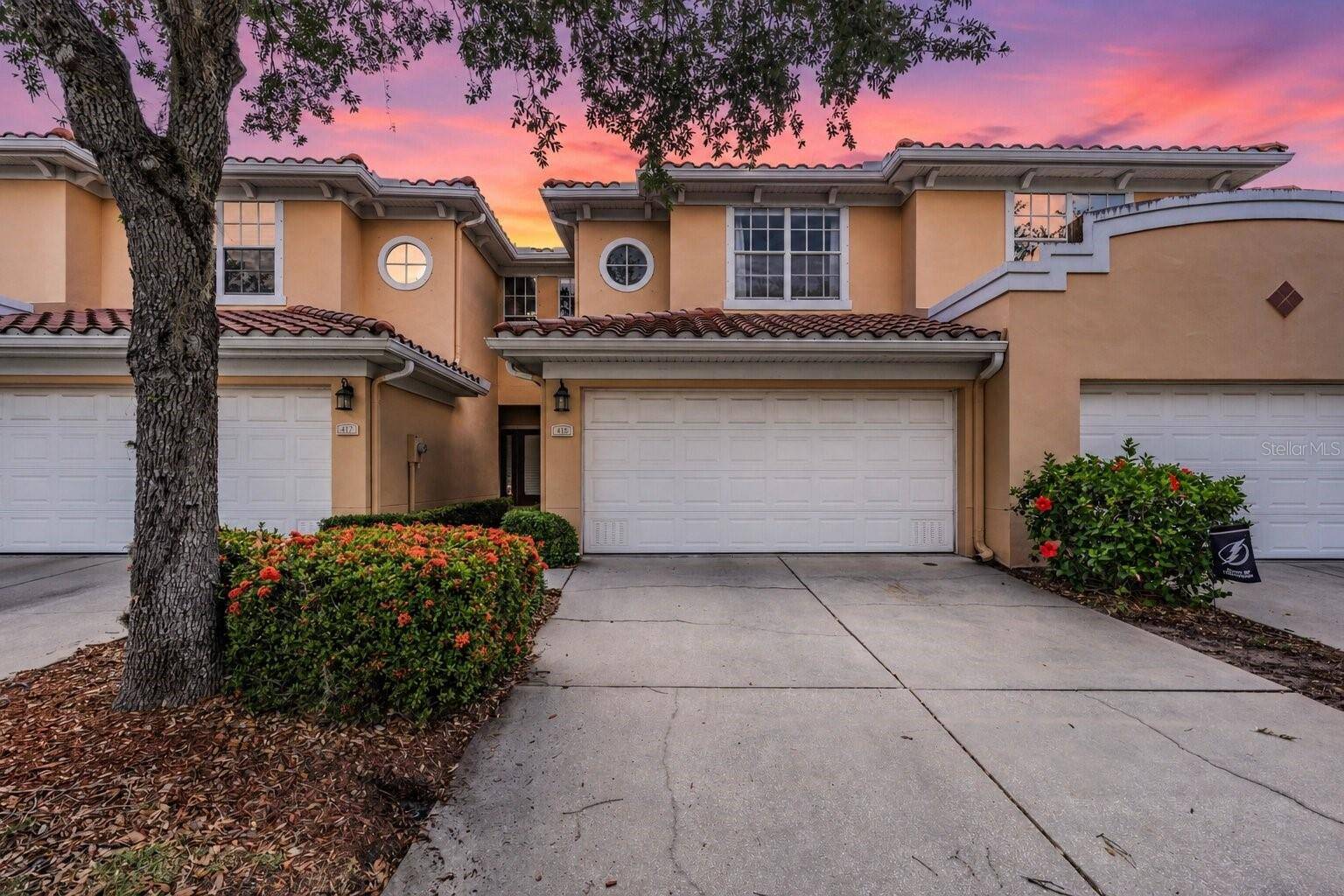 415 BARCELONA DR, St Petersburg, FL 33716