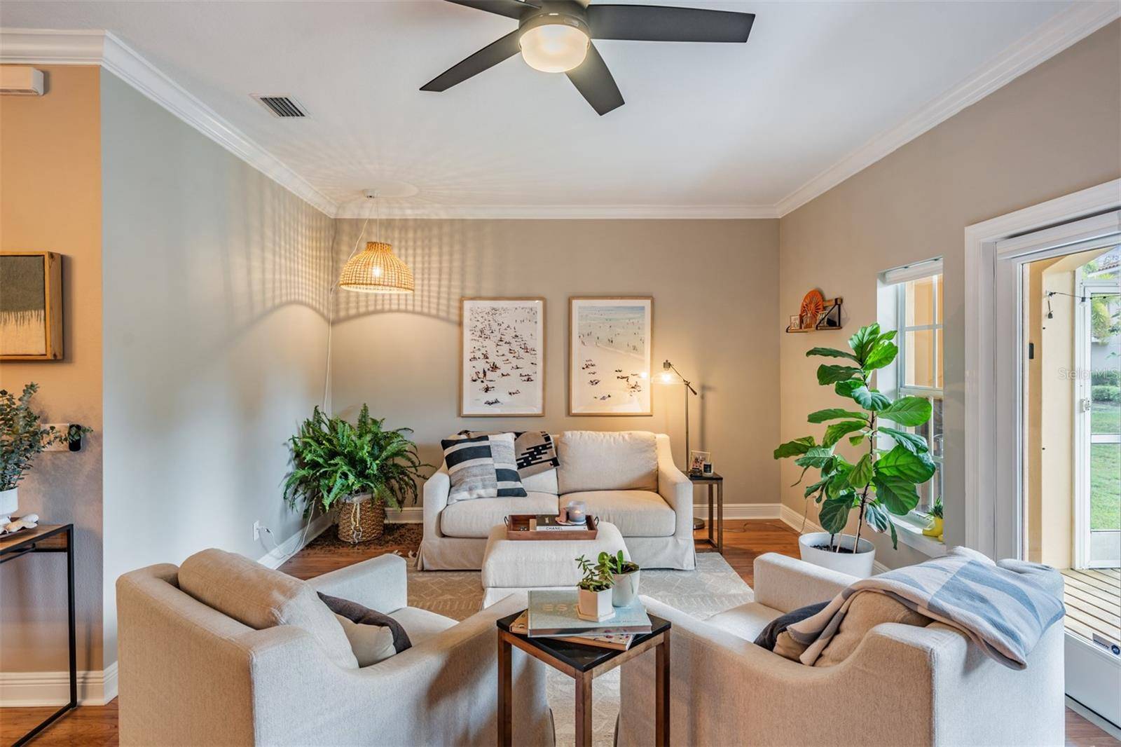 415 BARCELONA DR, St Petersburg, FL 33716
