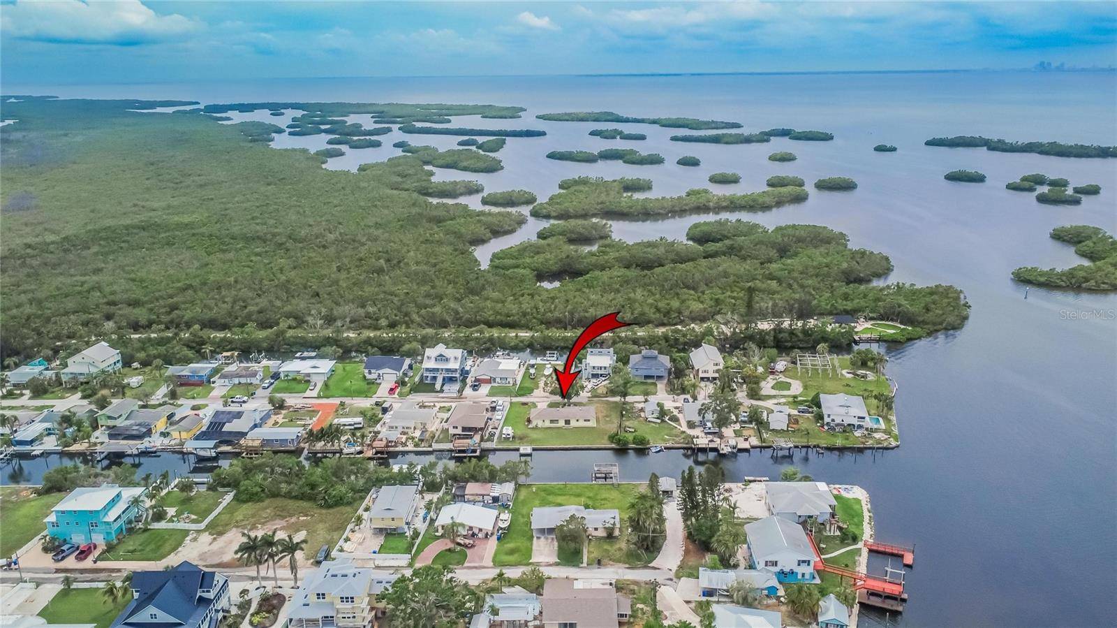814 SEABREEZE DR, Ruskin, FL 33570