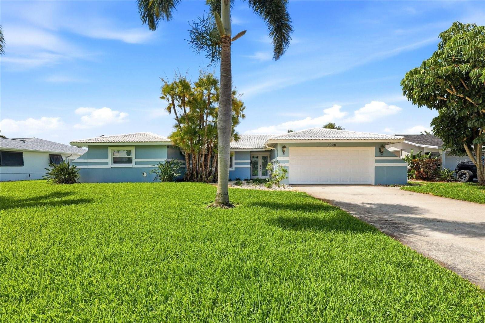 8008 13TH AVE S, St Petersburg, FL 33707