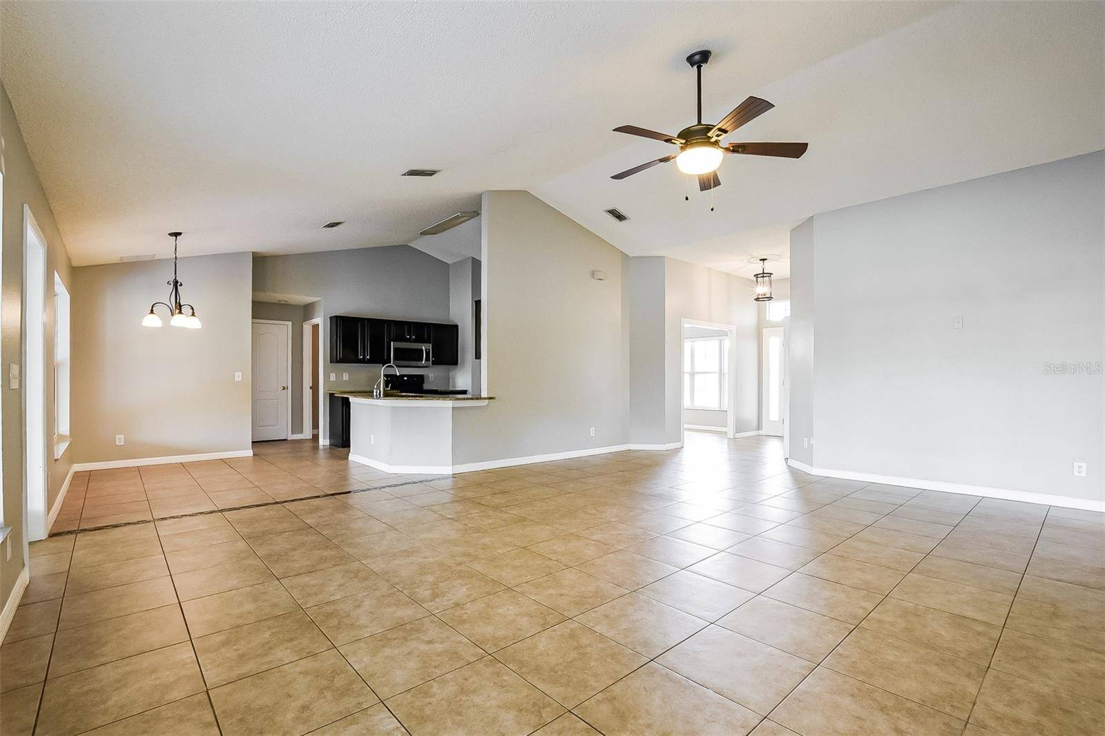 2091 FAWN MEADOW CIR, St Cloud, FL 34772