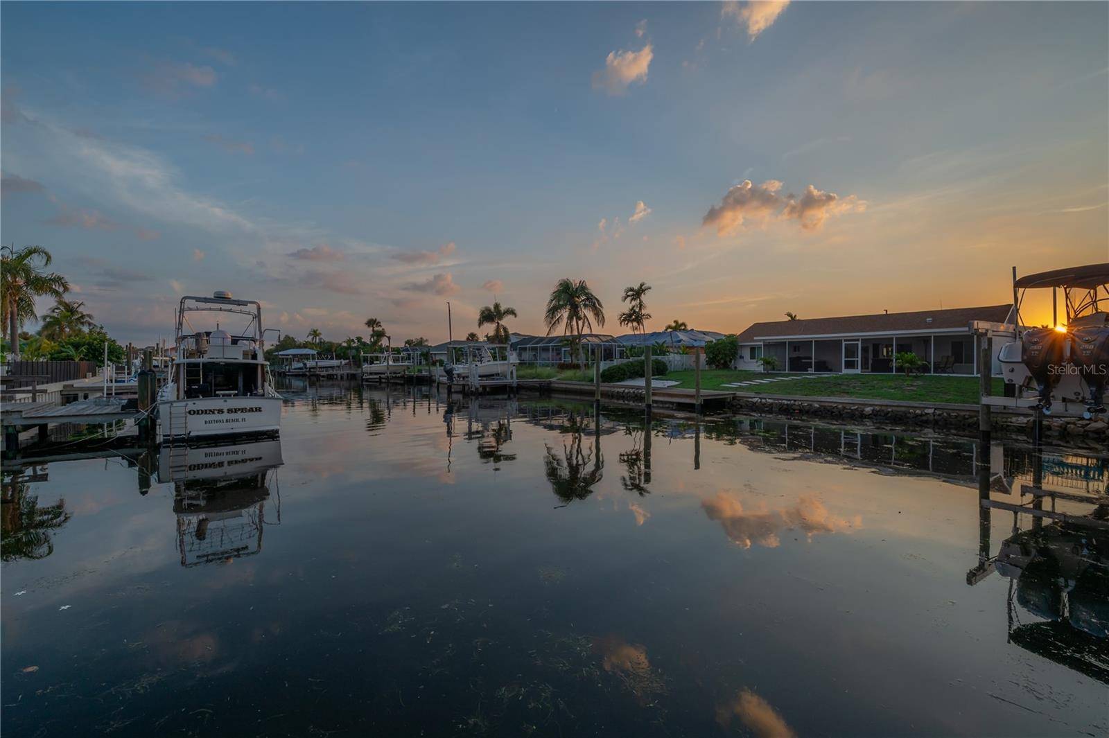6322 COTTONWOOD LN, Apollo Beach, FL 33572