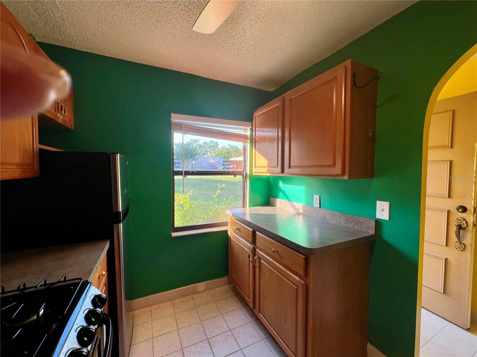 2971 MISSION DR E #54F, Clearwater, FL 33759