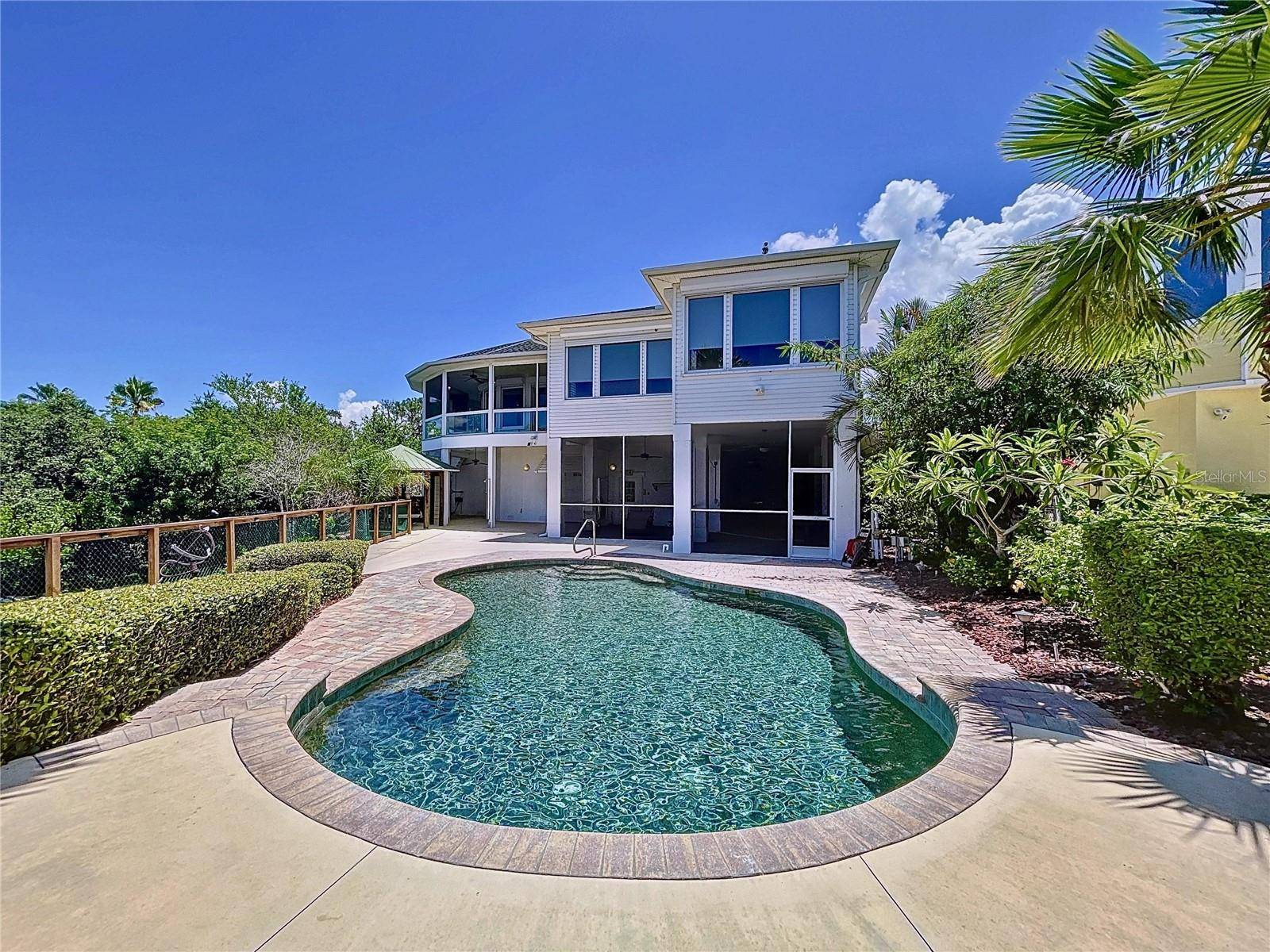 511 SEAVIEW DR, Tarpon Springs, FL 34689