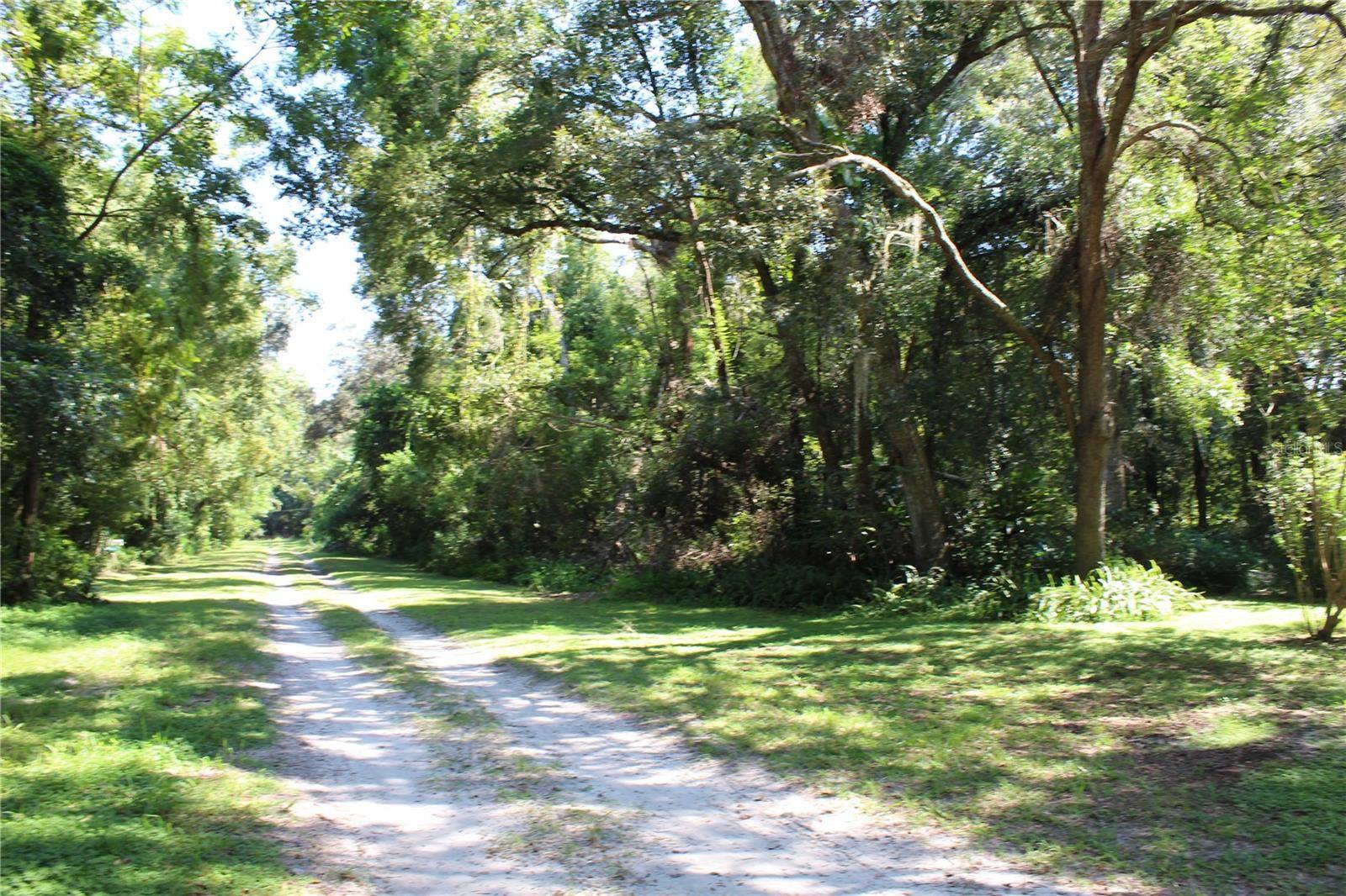 GRAND AVE, Brooksville, FL 34604