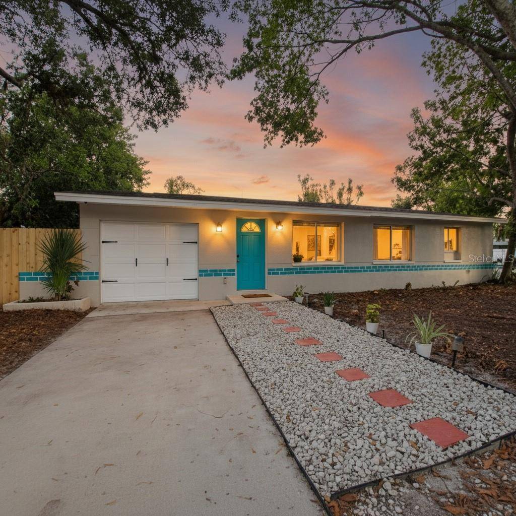 4615 LORDS AVE, Sarasota, FL 34231