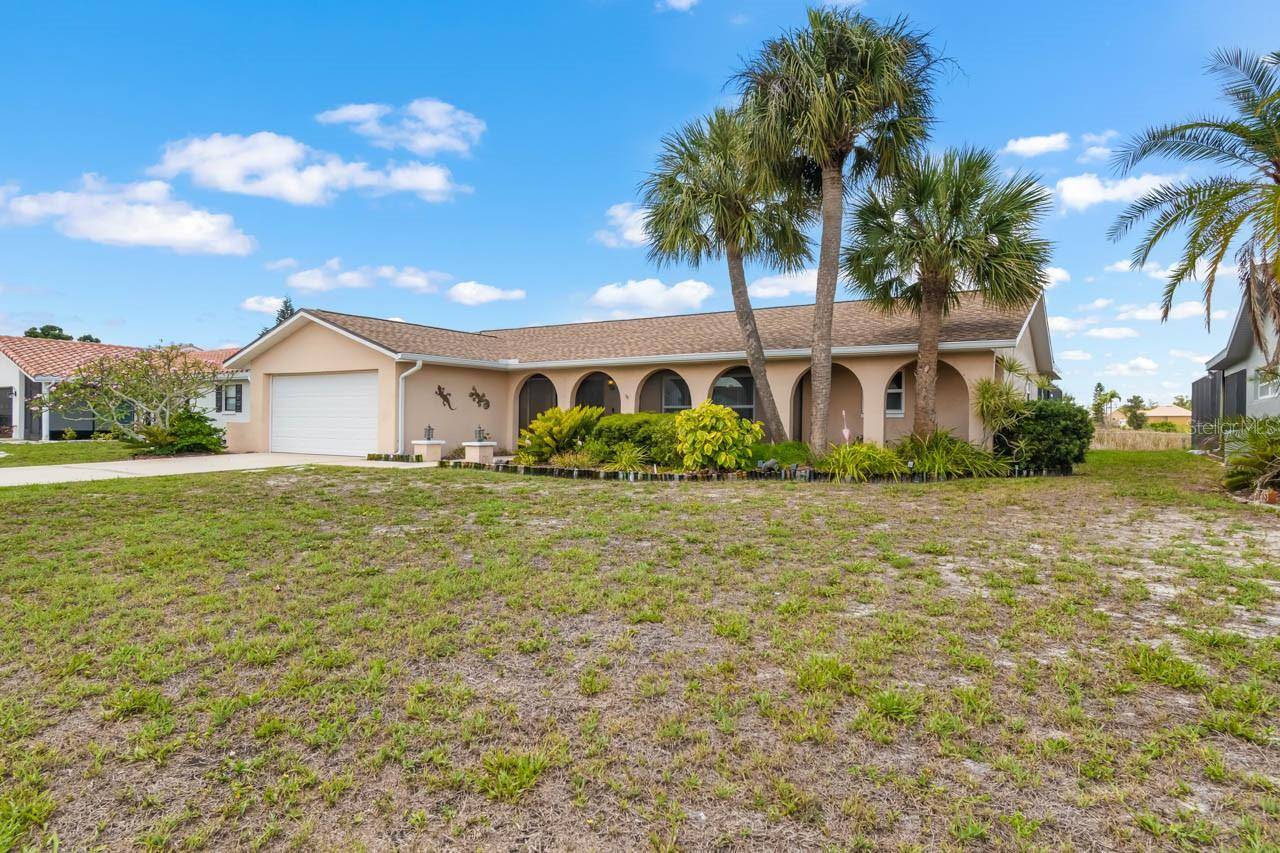 736 FLAMINGO DR, Apollo Beach, FL 33572