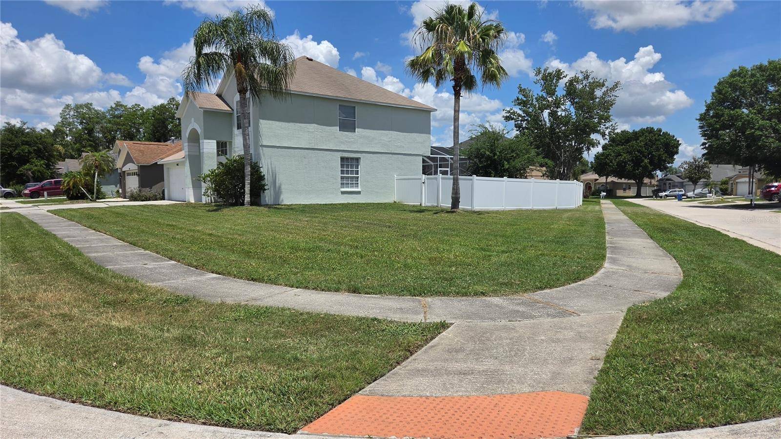 10422 GLEN WILLOW LN, Tampa, FL 33647