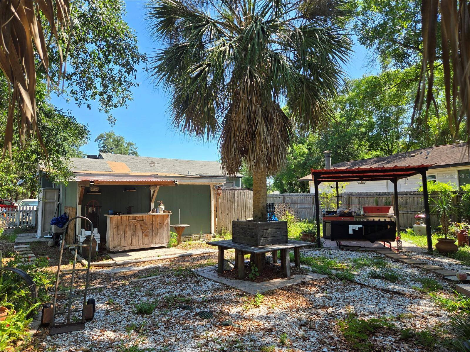 2010 W JEAN ST, Tampa, FL 33604