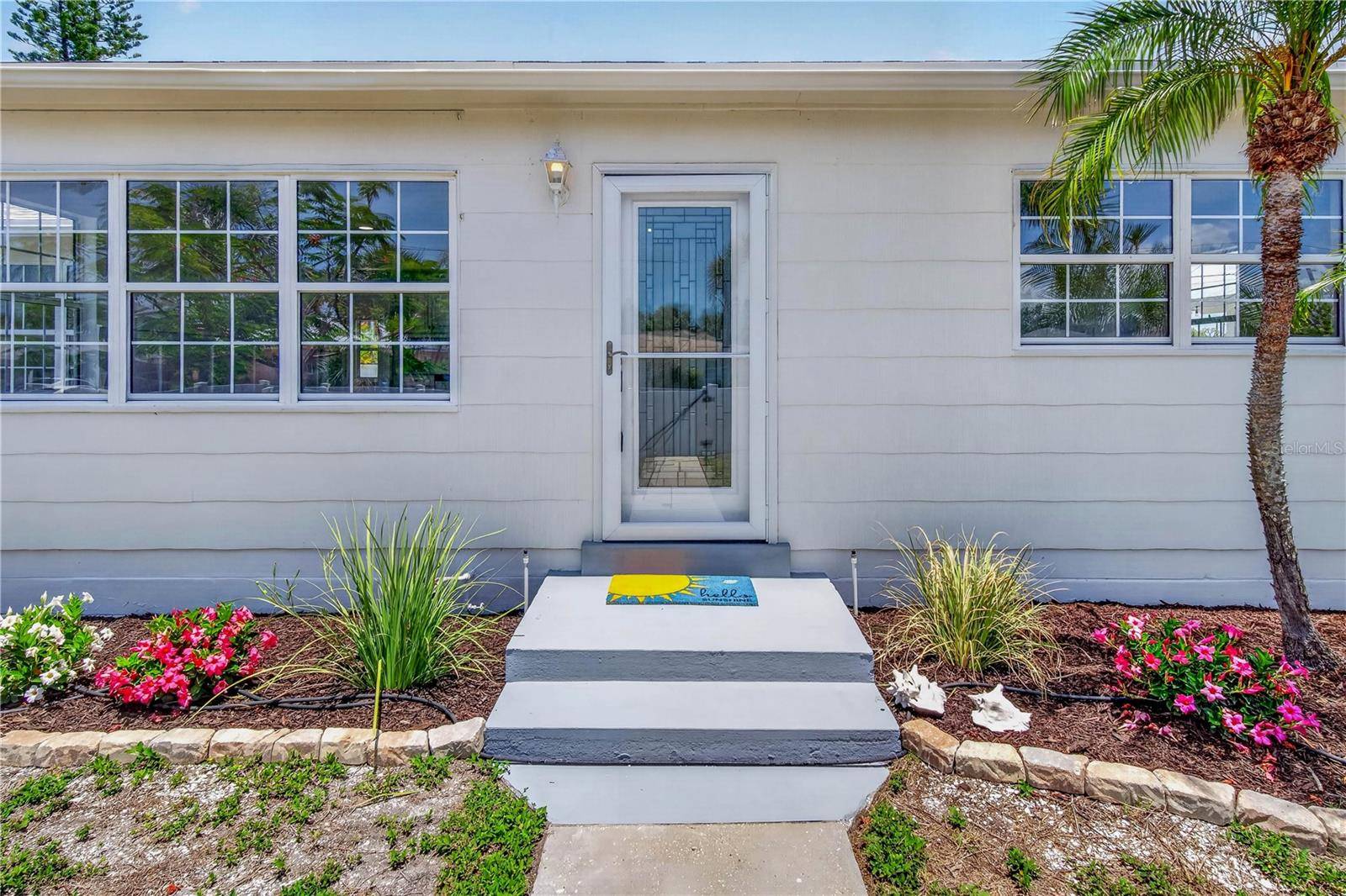 260 42ND AVE, St Pete Beach, FL 33706