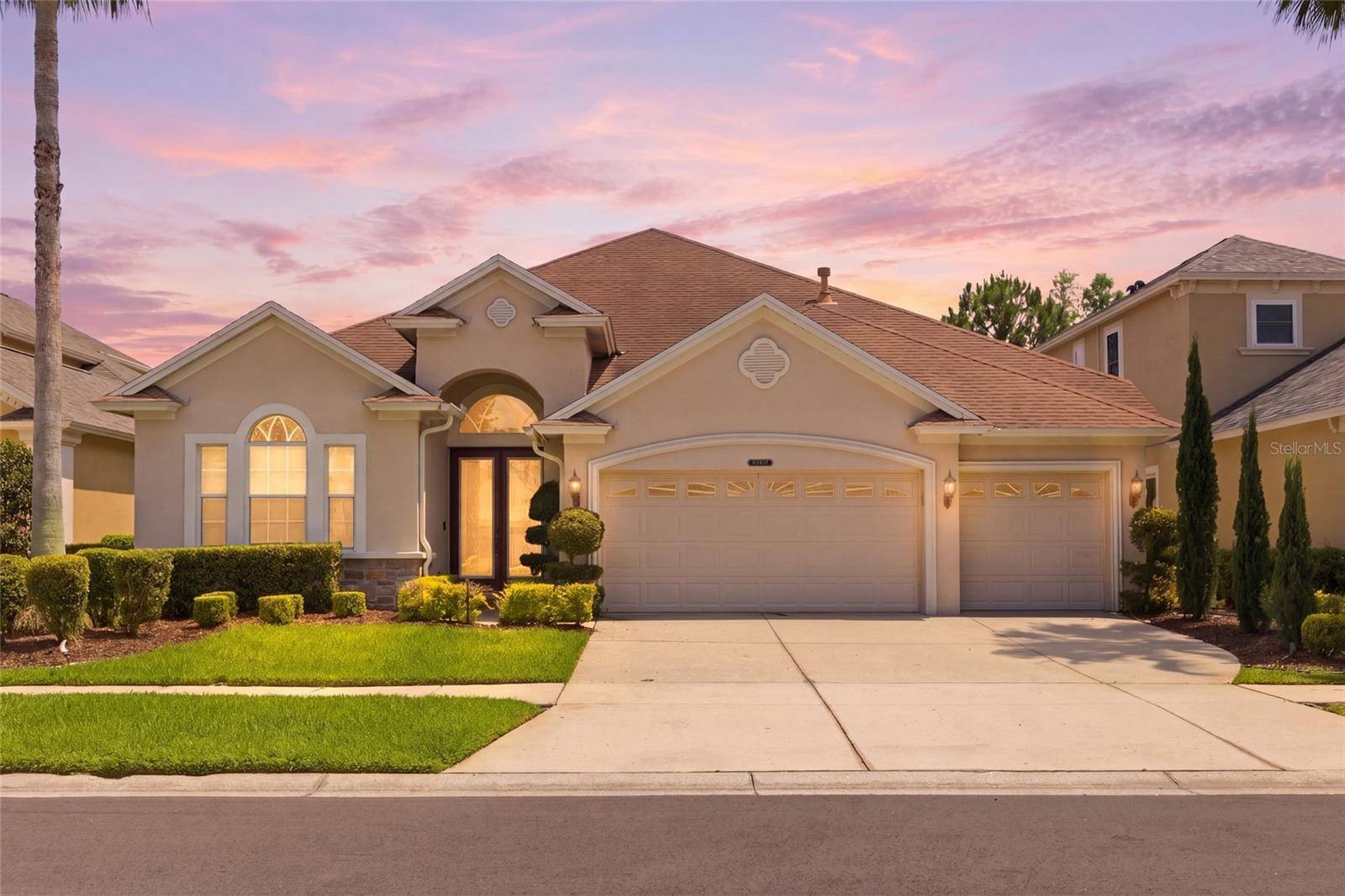 8309 OLD TOWN DR, Tampa, FL 33647