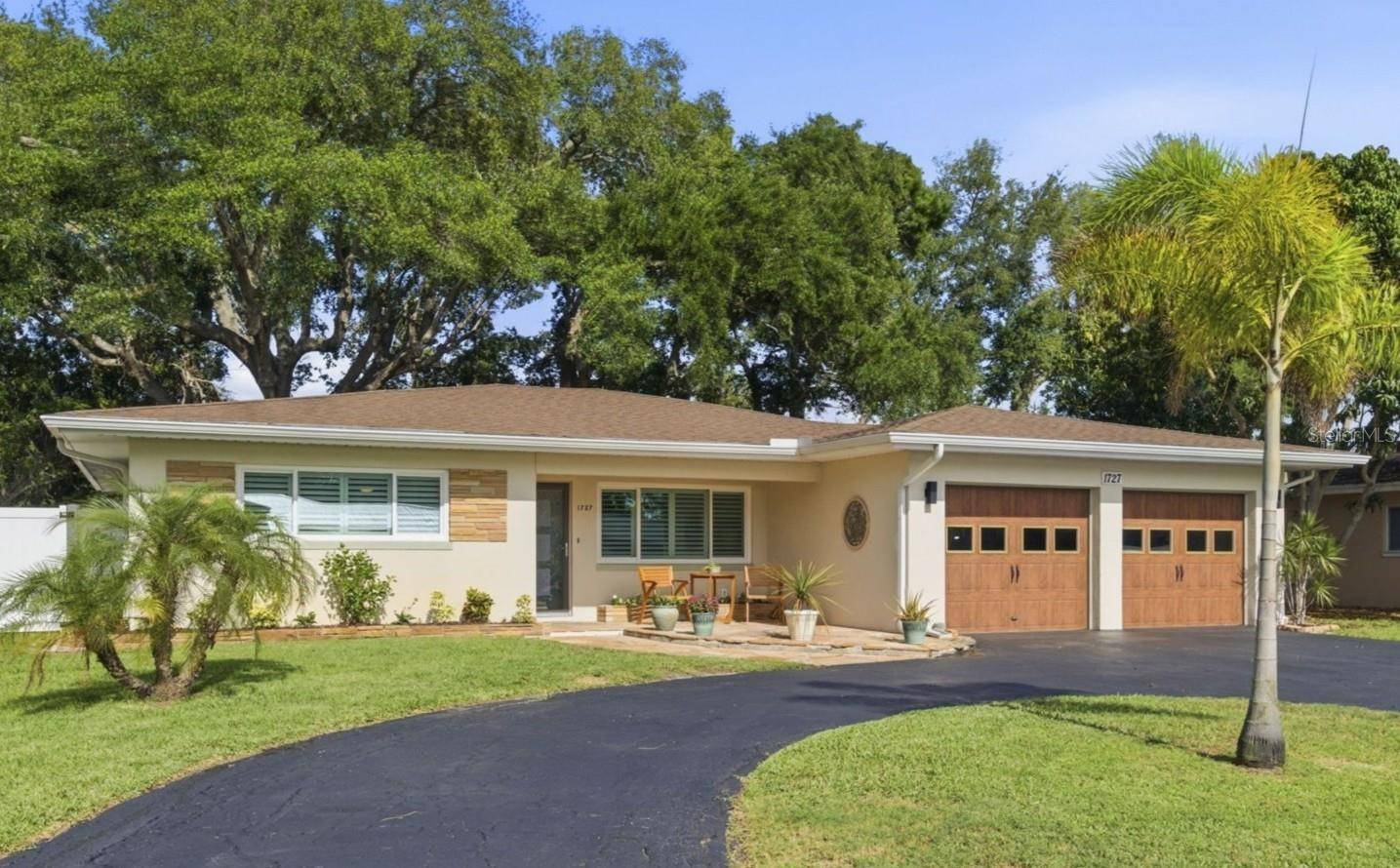 1727 CYPRESS AVE, Belleair, FL 33756