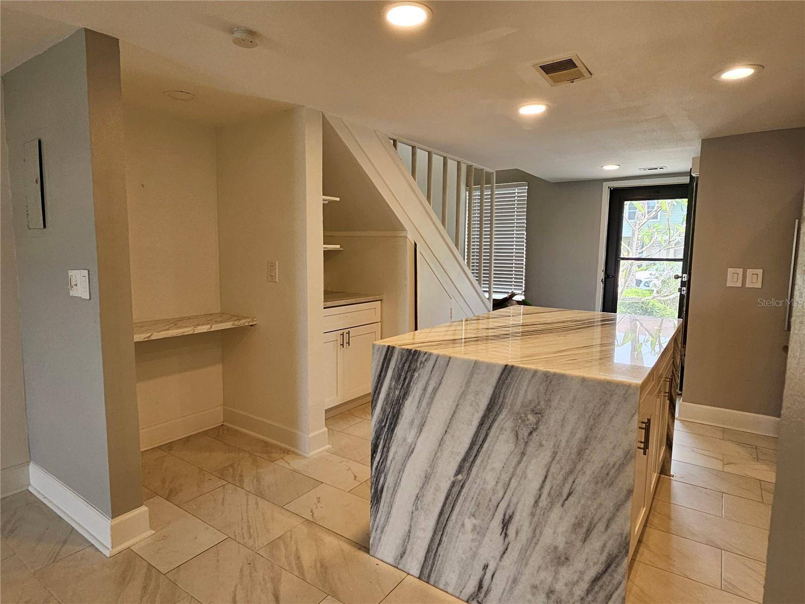 1028 APOLLO BEACH BLVD #19, Apollo Beach, FL 33572