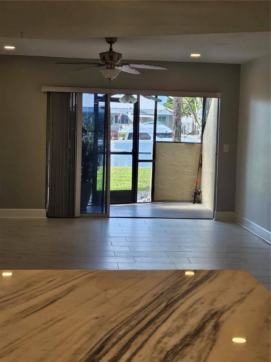 1028 APOLLO BEACH BLVD #19, Apollo Beach, FL 33572