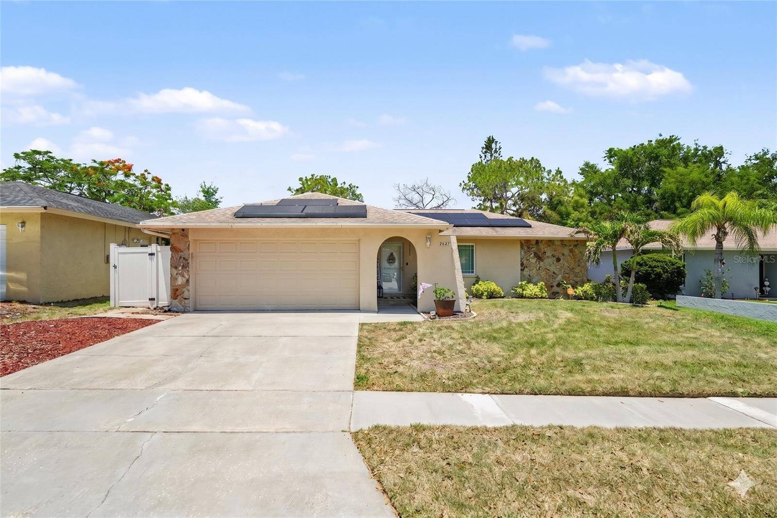 2627 SURREY DR, Palm Harbor, FL 34684