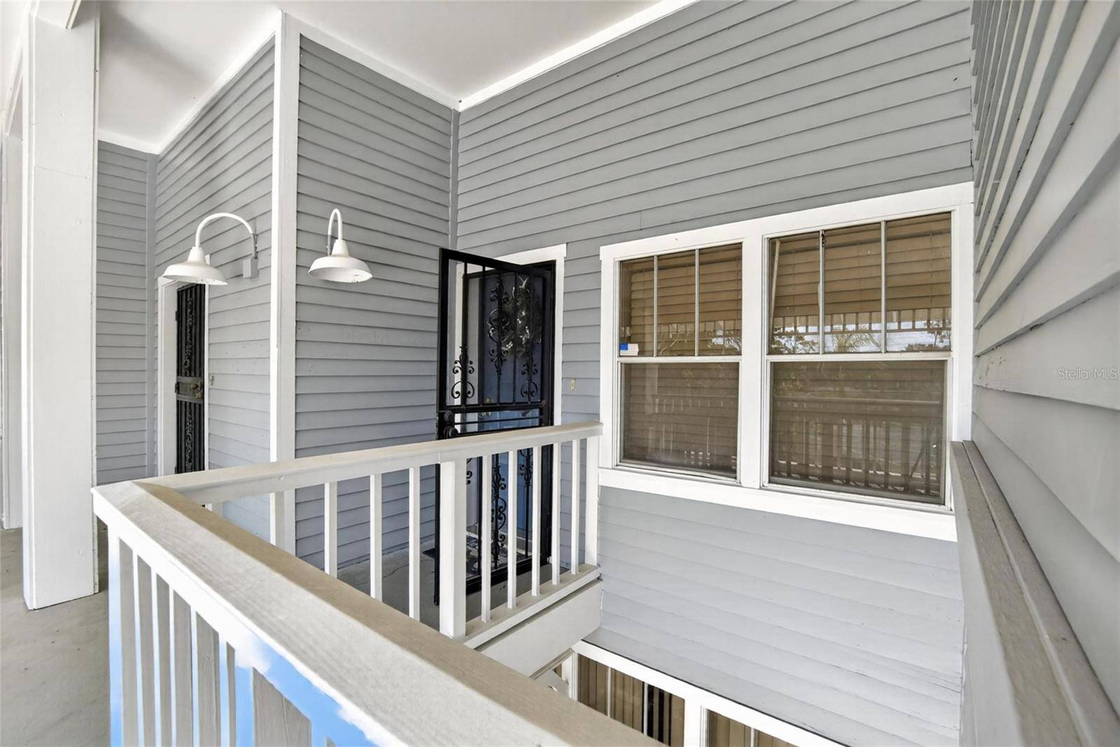 2599 DOLLY BAY DR #305, Palm Harbor, FL 34684