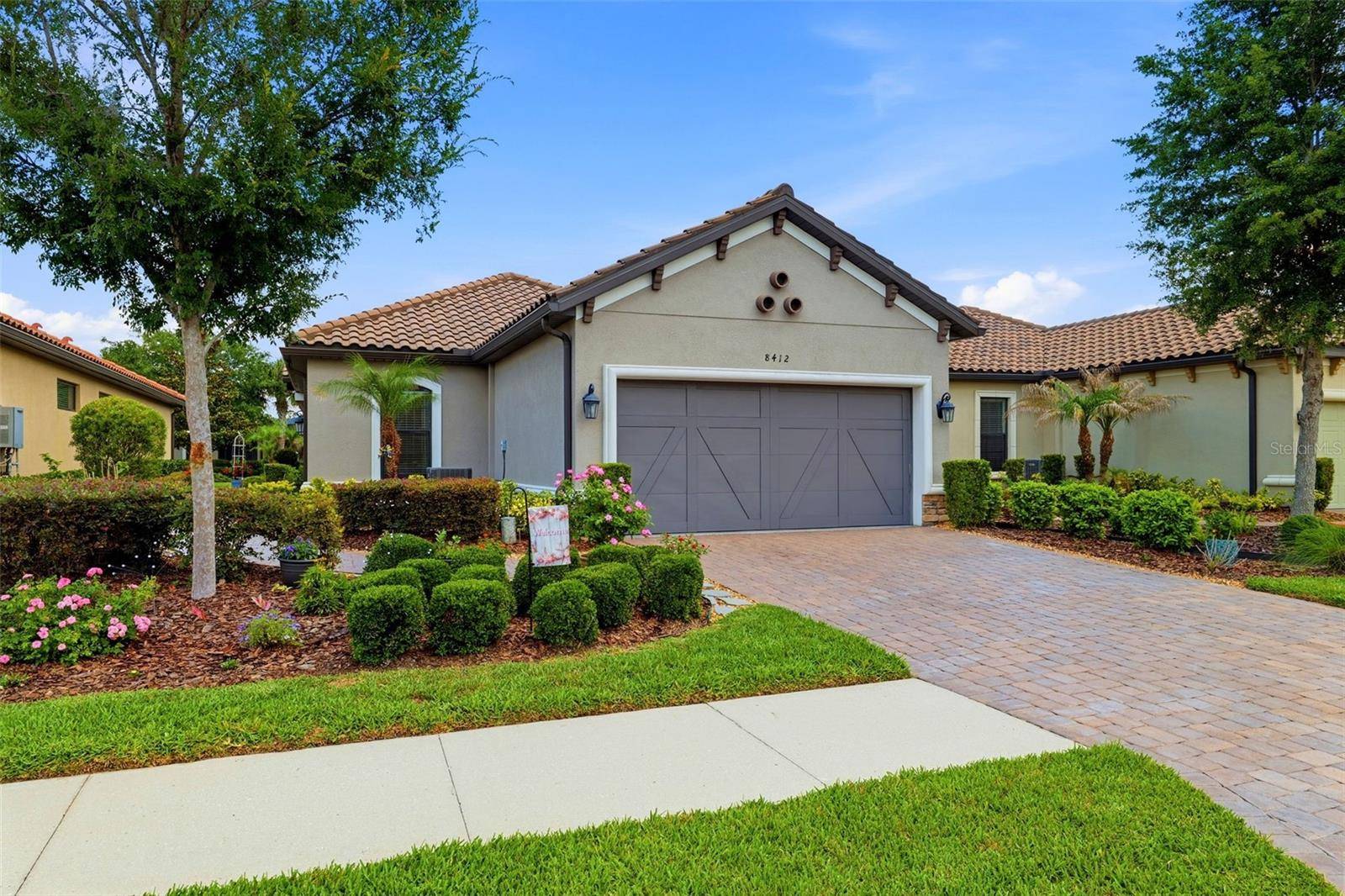 8412 ALBERATA VISTA DR, Tampa, FL 33647