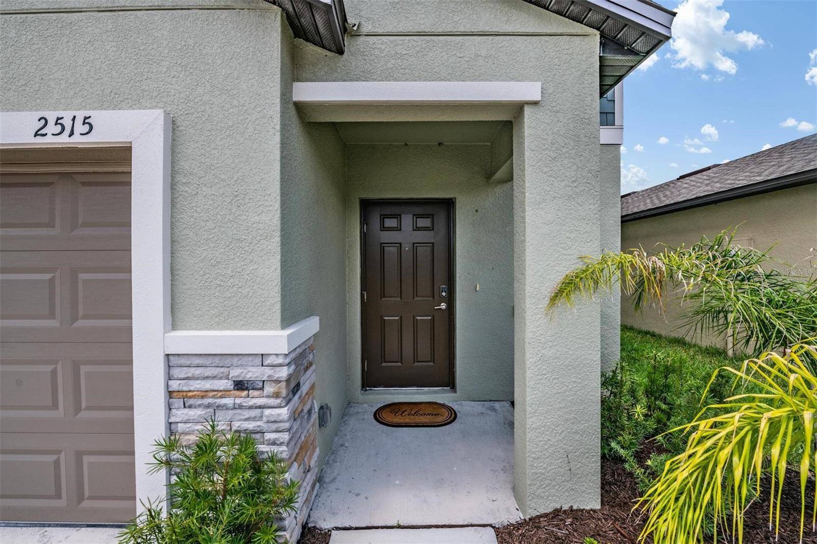 2515 VICTORIOUS FALLS AVE, Plant City, FL 33565