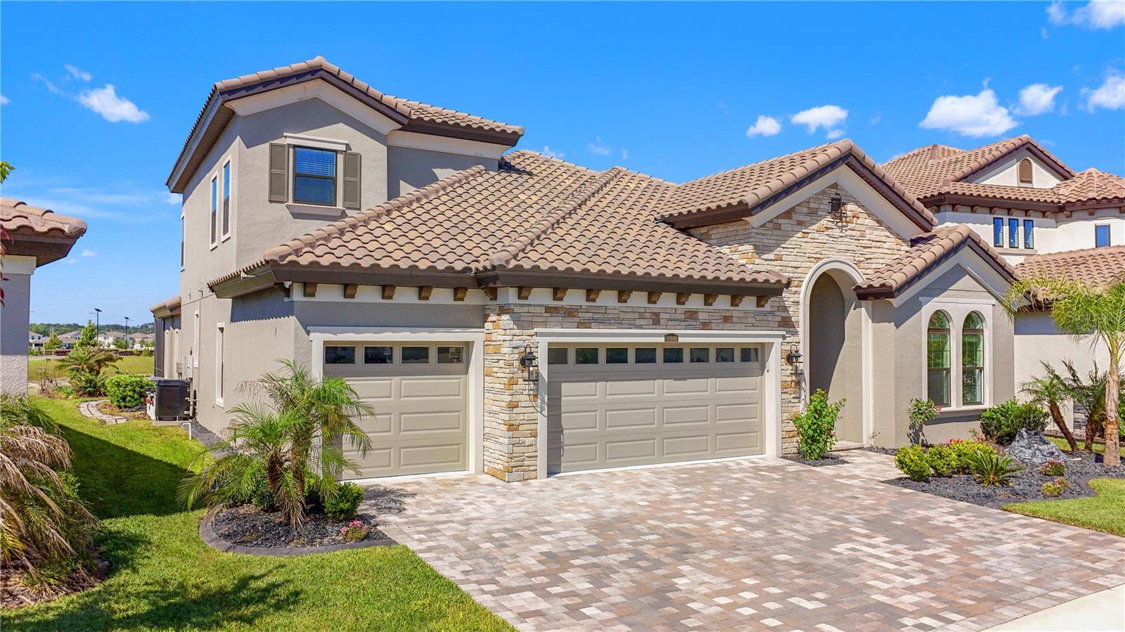 11008 RUSTIC TIMBER LOOP, San Antonio, FL 33576