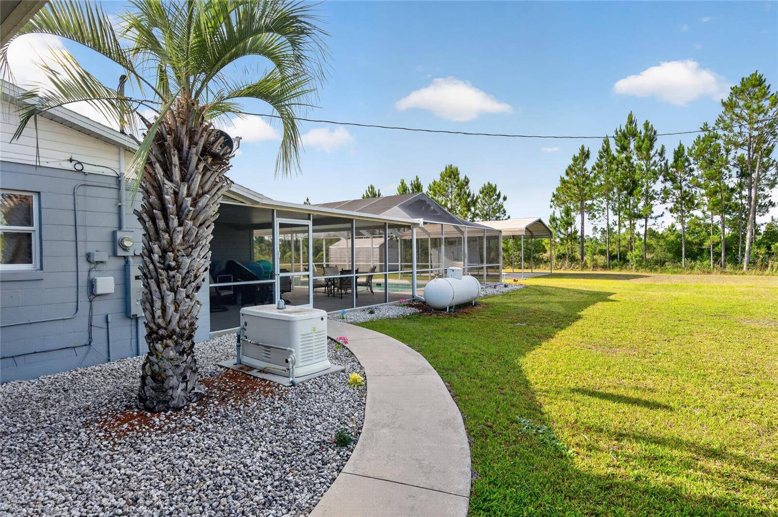 8433 LIMONIA DR, Indian Lake Estates, FL 33855