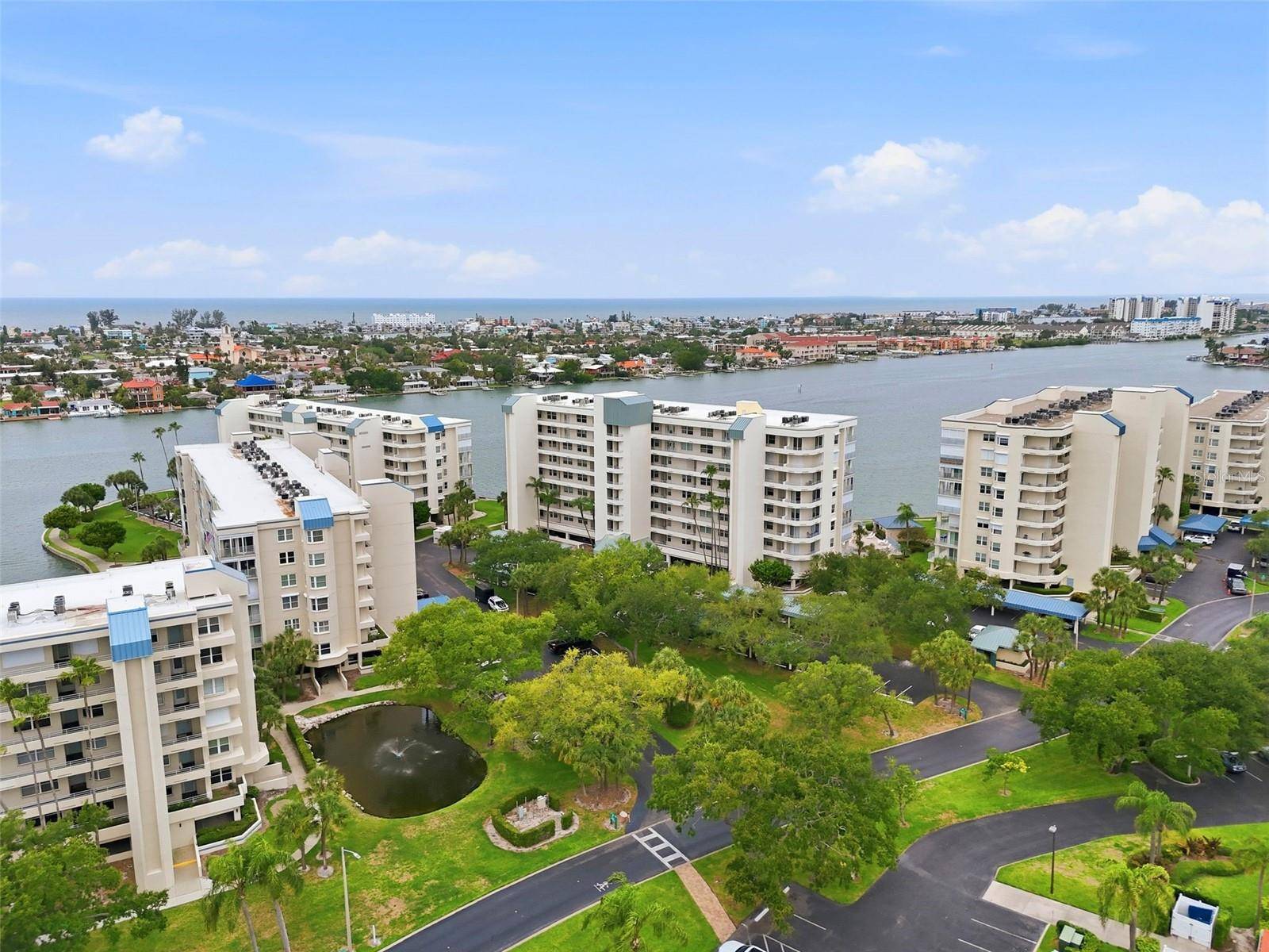 7932 SAILBOAT KEY BLVD S #701, South Pasadena, FL 33707