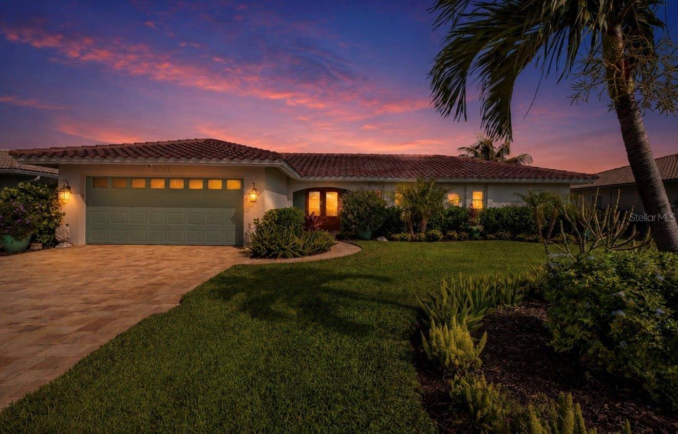 2011 MICHIGAN AVE NE, St Petersburg, FL 33703